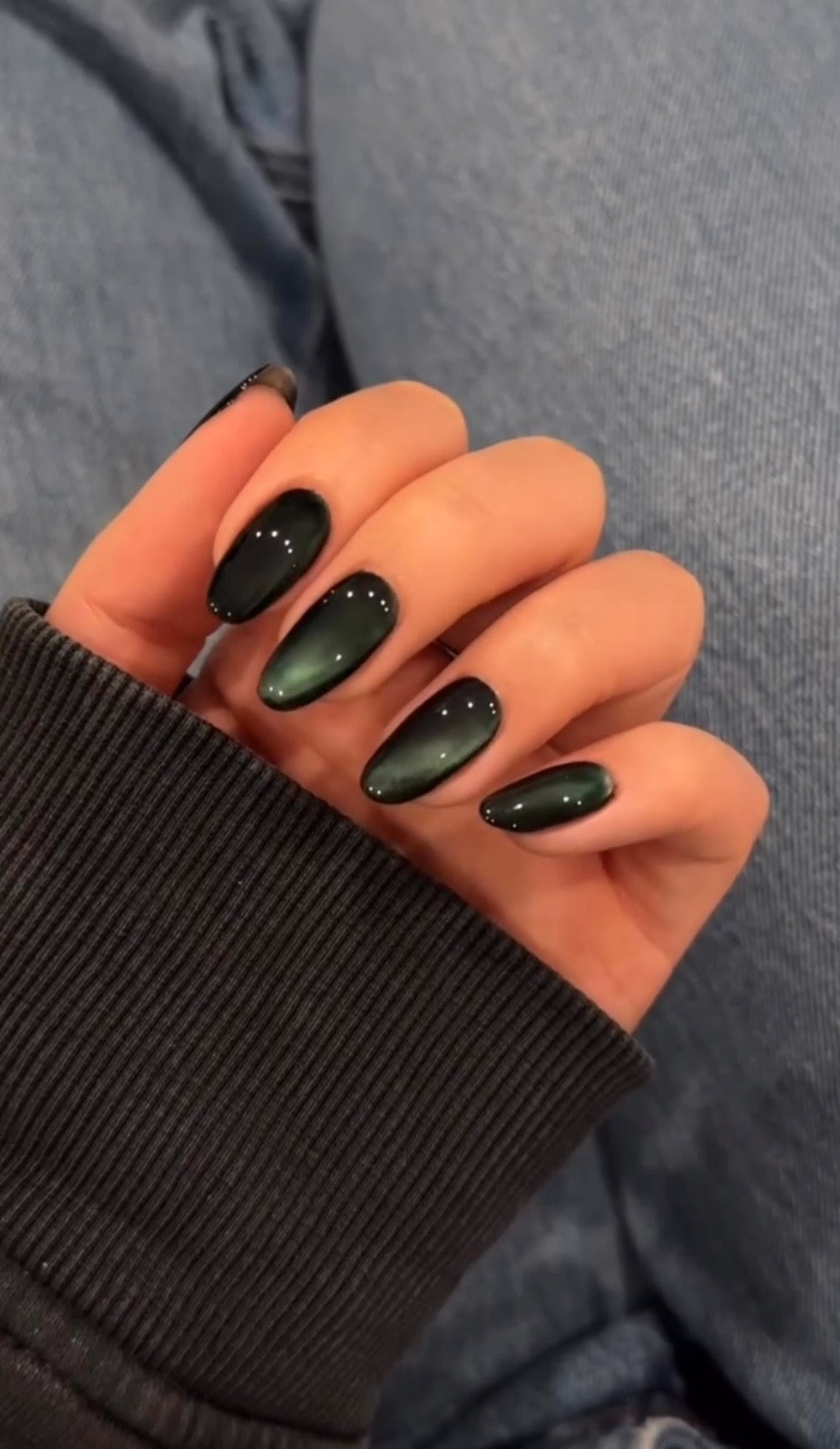 Cat eye nail’s