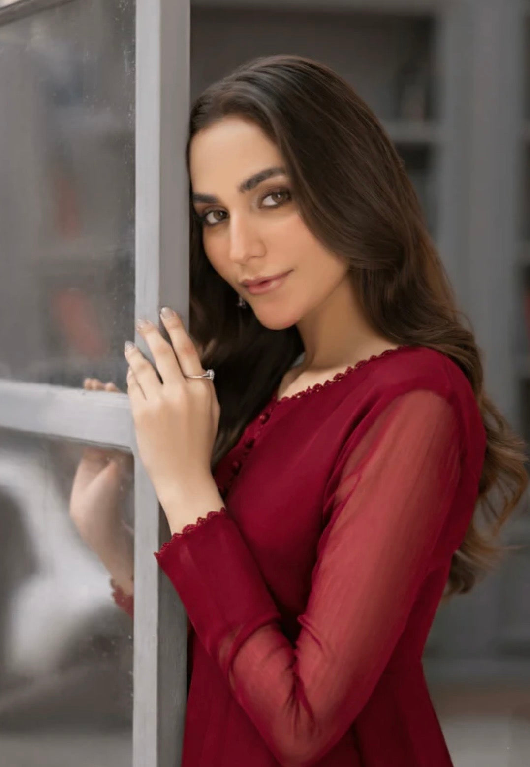 Red anarkali