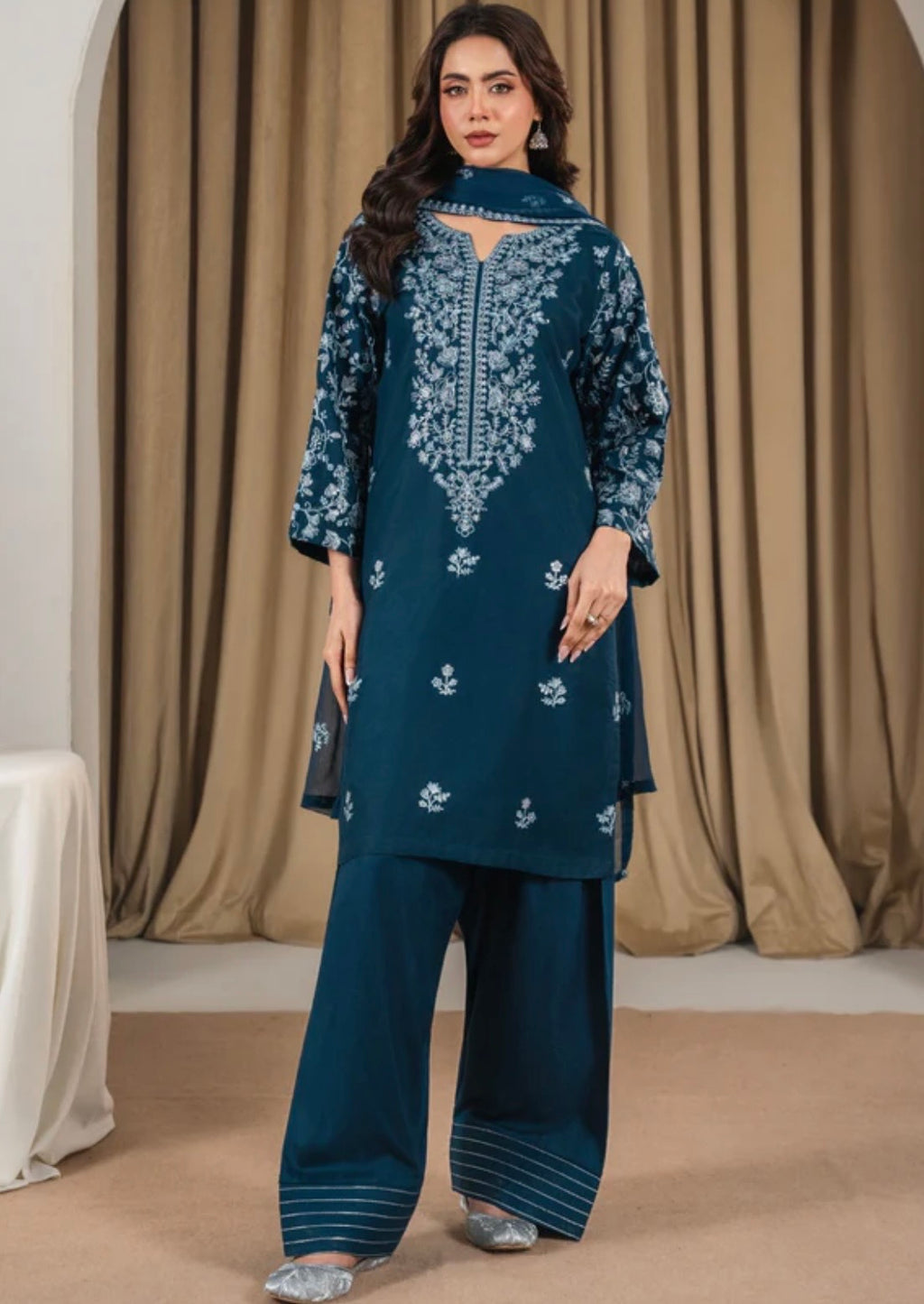 Navy blue 3-pcs stitched