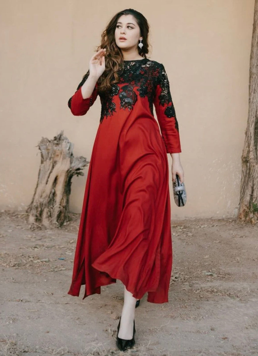 Rose red