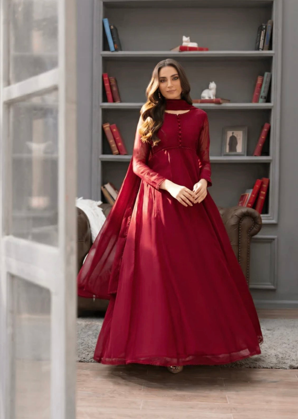 Red anarkali